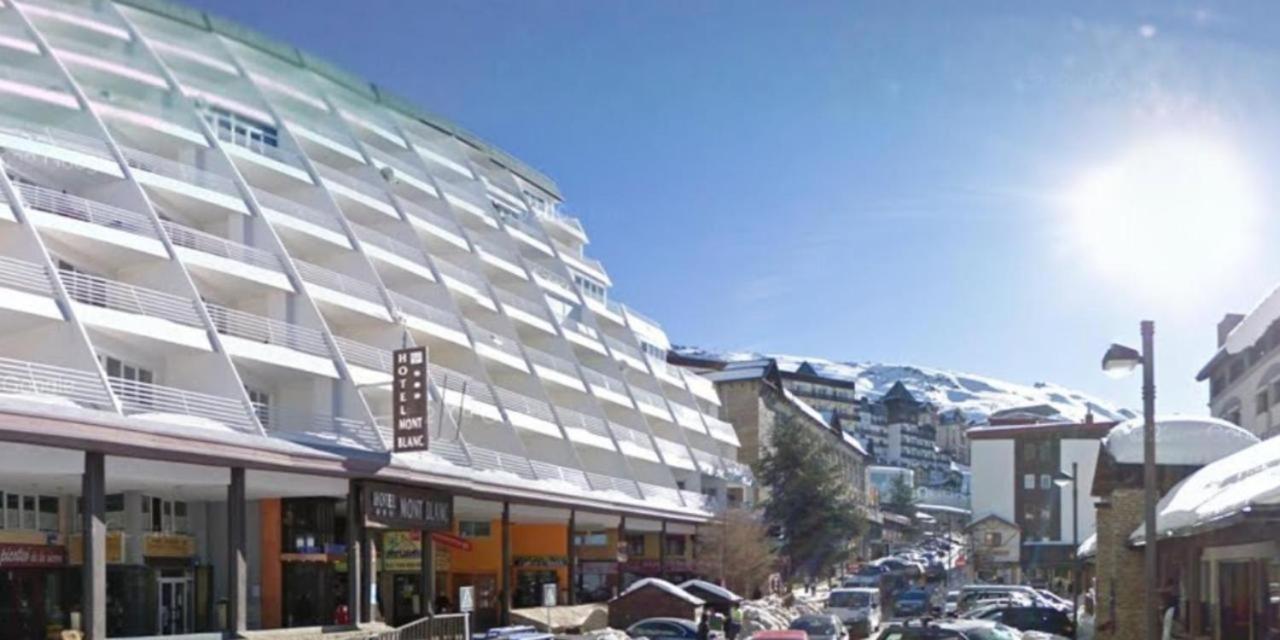 Precioso Apartamento En La Plaza Sierra Nevada Ngoại thất bức ảnh
